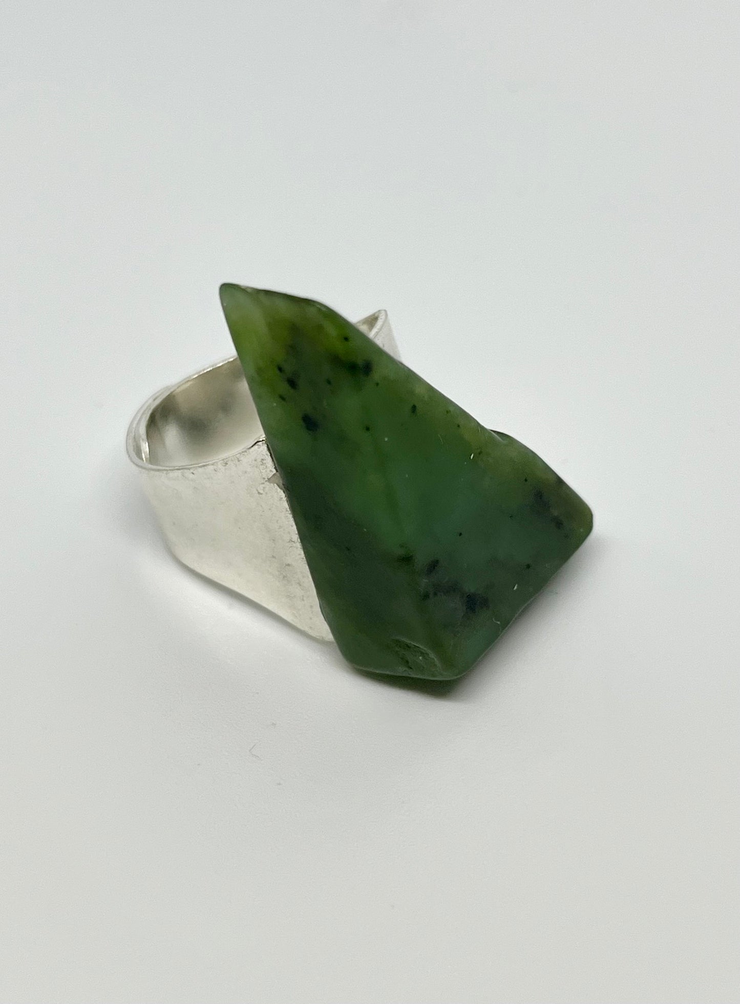 Rīngi Pounamu - Signet