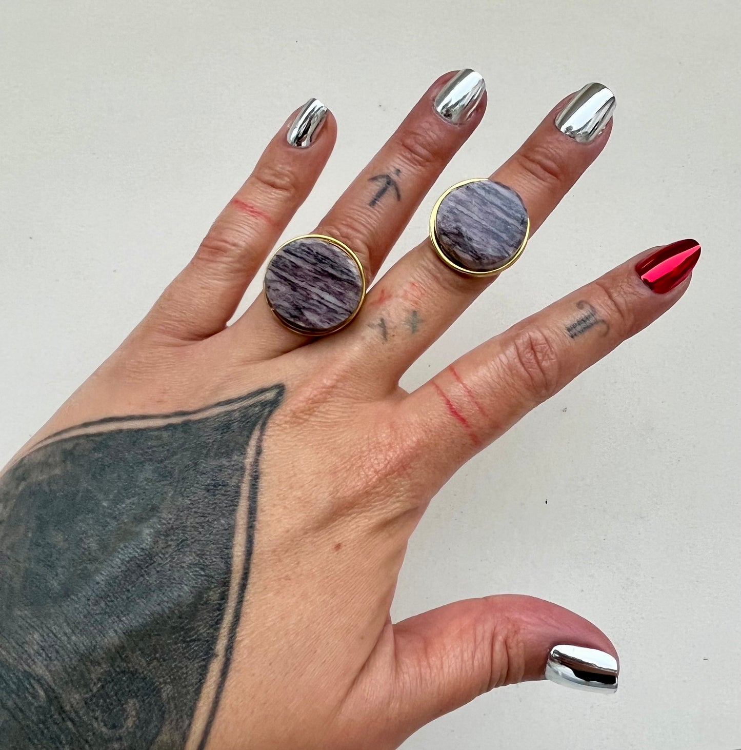 Aroha Stone X Kōura - Ringī