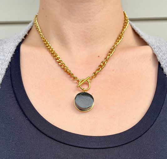 Pounamu X Kōura Mau Kakī - T-Bar Chain
