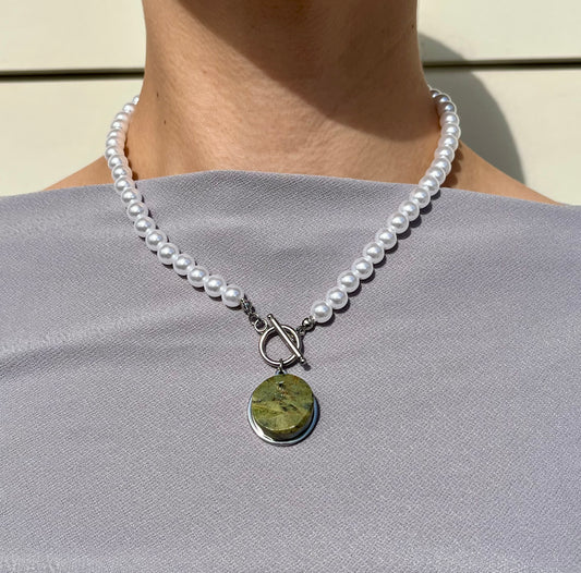 Pounamu X Pearl - Mau Kakī