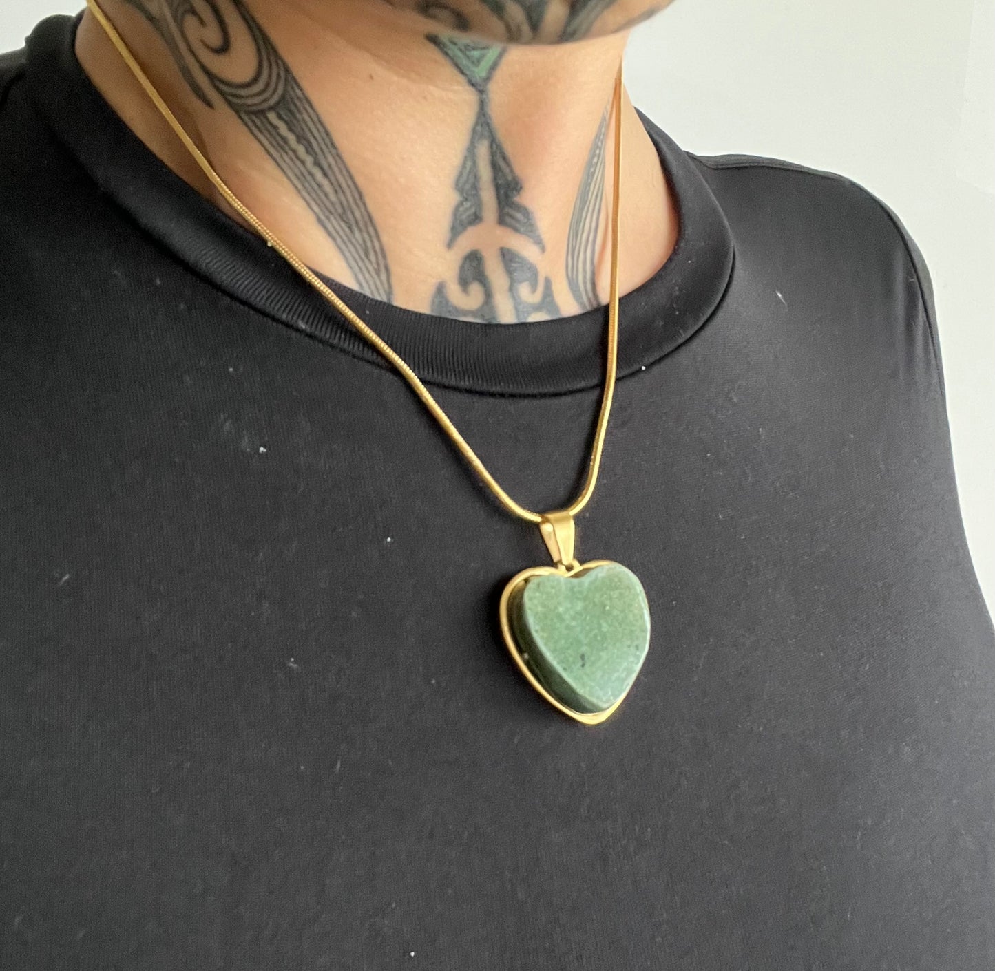 Pounamu X Kōura - Ngakau - Mau Kakī